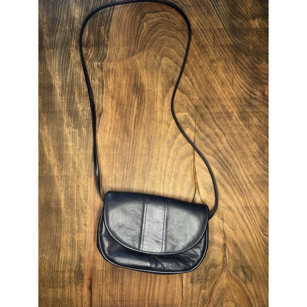 Vintage Fay Dark Navy Leather Crossbody Purse